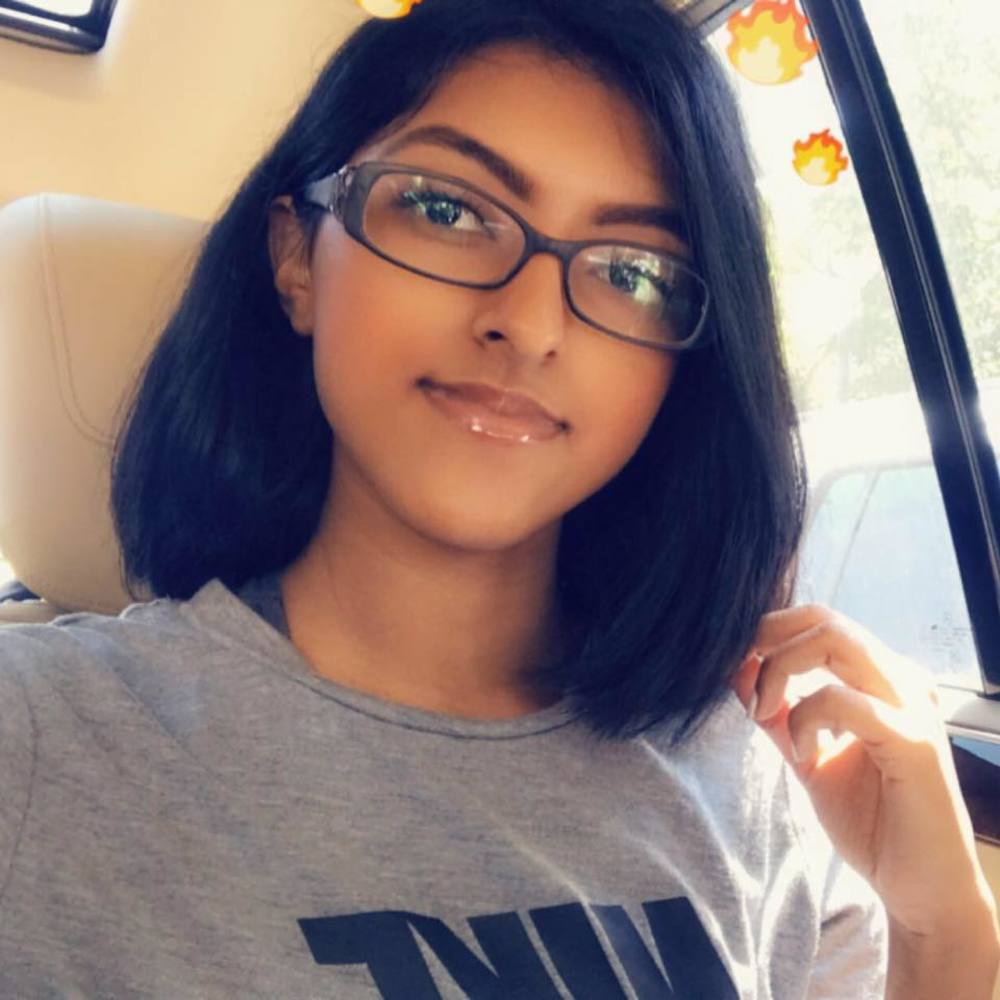 Meet your Posher, Naina